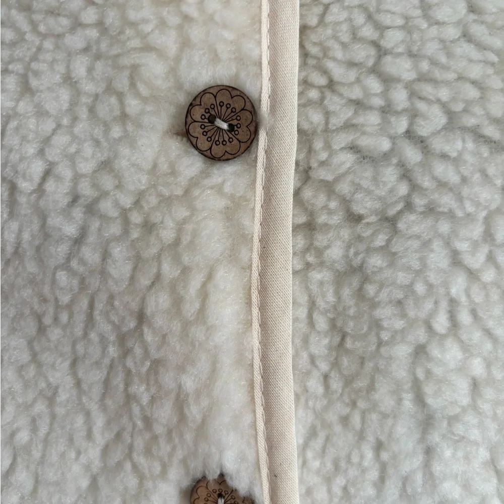 NWOT J& L Paris vest - Picture 4 of 10